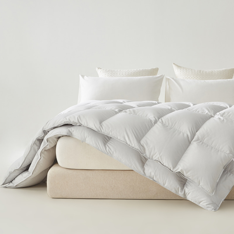 ผ้านวมขนนกที่มีความแรงด้วยความรู้สึกแบบเมฆ